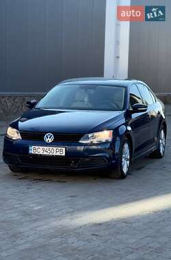 Седан Volkswagen Jetta 2012 в Львове