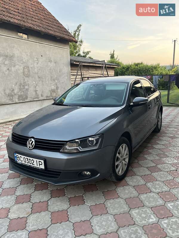 Volkswagen Jetta 2013