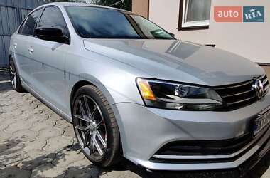 Седан Volkswagen Jetta 2015 в Харькове
