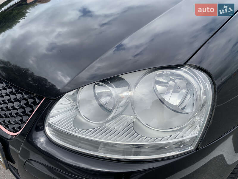 Седан Volkswagen Jetta 2005 в Полтаве