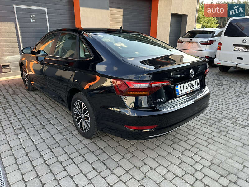 Седан Volkswagen Jetta 2019 в Білогородці