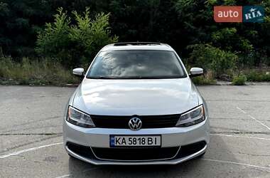 Седан Volkswagen Jetta 2012 в Южноукраїнську