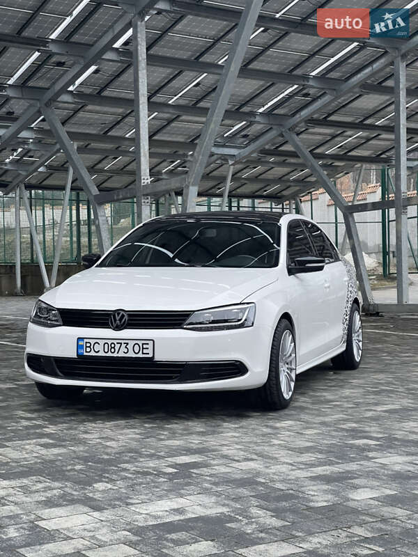 Volkswagen Jetta 2013