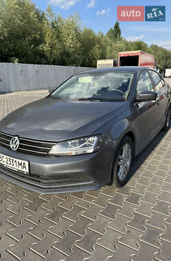 Седан Volkswagen Jetta 2017 в 