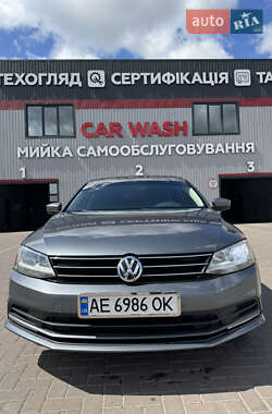 Седан Volkswagen Jetta 2015 в Ірпені