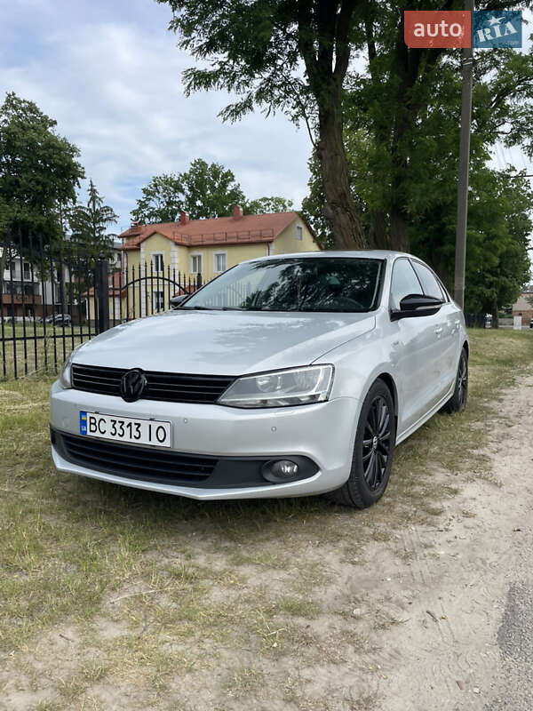 Volkswagen Jetta 2012