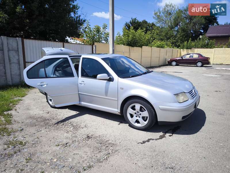 Седан Volkswagen Jetta 2003 в Харькове