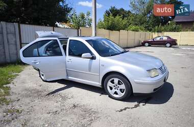 Седан Volkswagen Jetta 2003 в 
