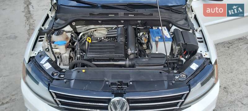 Седан Volkswagen Jetta 2016 в Києві