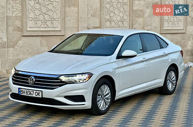 Седан Volkswagen Jetta 2019 в Одессе