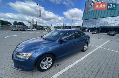 Седан Volkswagen Jetta 2016 в 