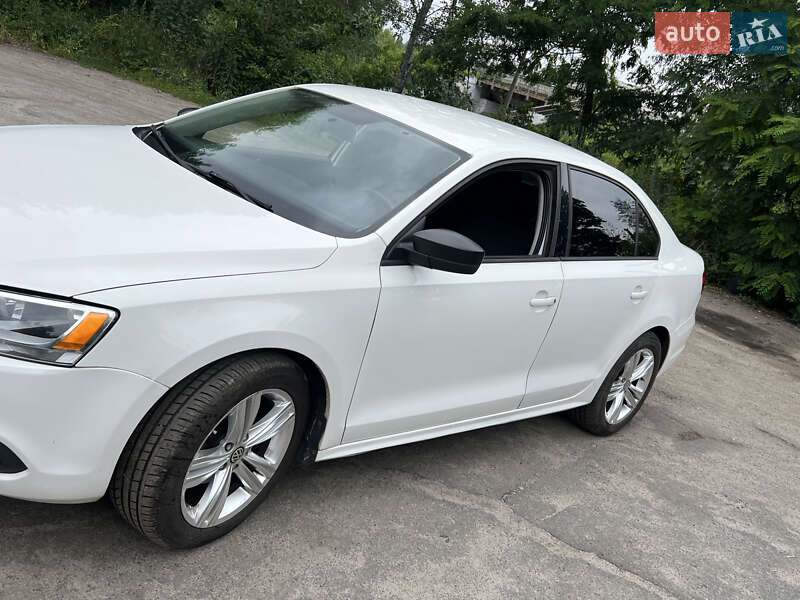 Седан Volkswagen Jetta 2012 в Киеве