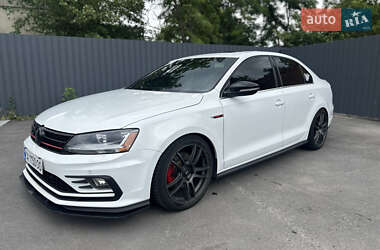 Седан Volkswagen Jetta 2017 в Полтаві