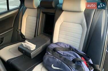 Седан Volkswagen Jetta 2015 в 