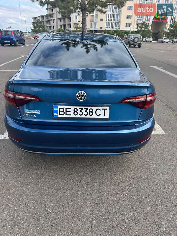 Седан Volkswagen Jetta 2019 в Николаеве