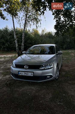Седан Volkswagen Jetta 2014 в Мукачевому