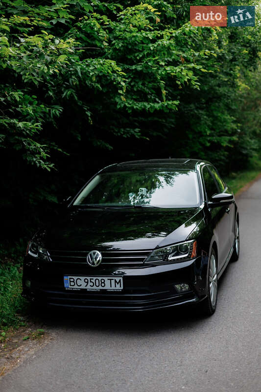 Седан Volkswagen Jetta 2016 в Золочеві
