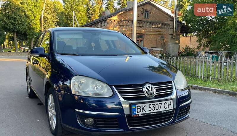 Седан Volkswagen Jetta 2008 в Ровно