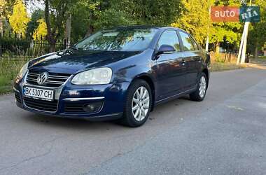Седан Volkswagen Jetta 2008 в Ровно
