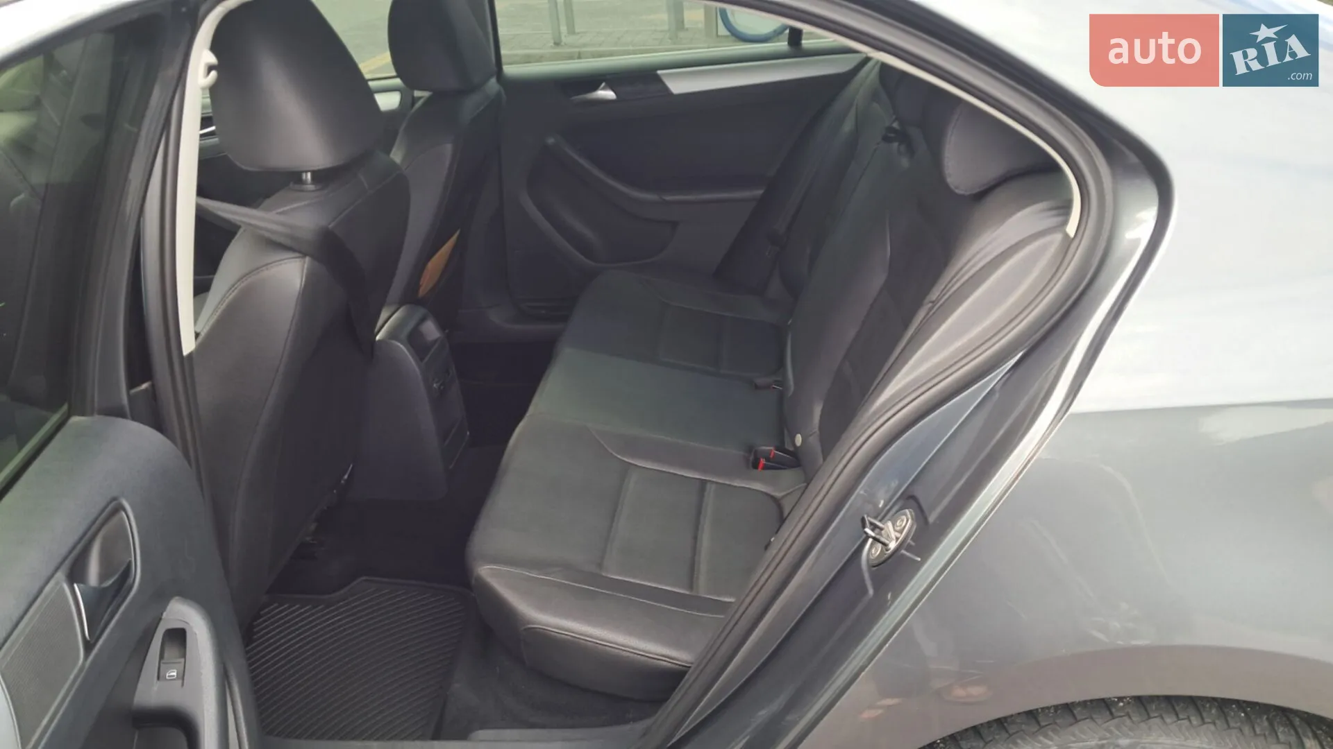 2011 Volkswagen Jetta - мініатюра 27
