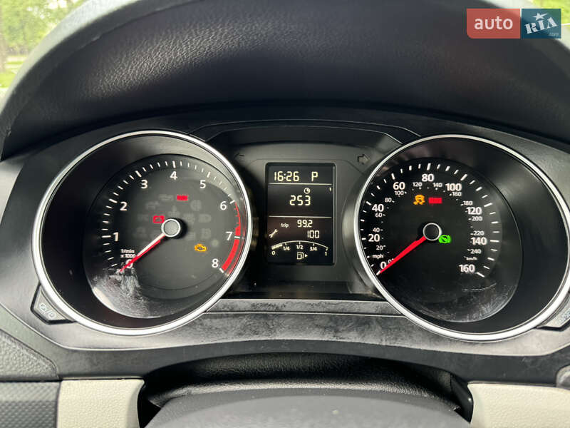 Седан Volkswagen Jetta 2014 в Харькове