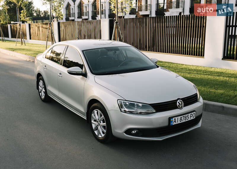 Volkswagen Jetta 2011