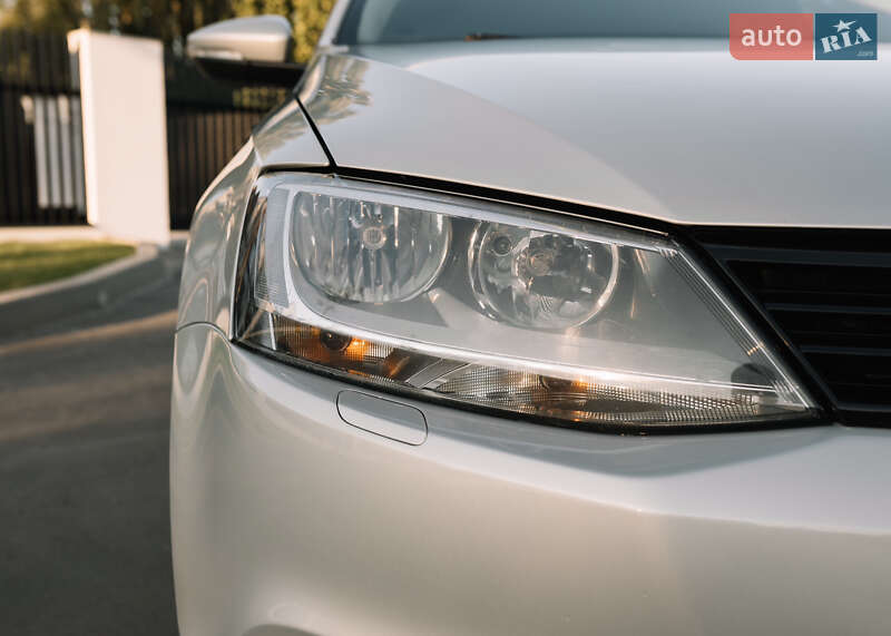 Седан Volkswagen Jetta 2011 в Білій Церкві