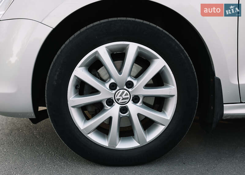 Седан Volkswagen Jetta 2011 в Білій Церкві