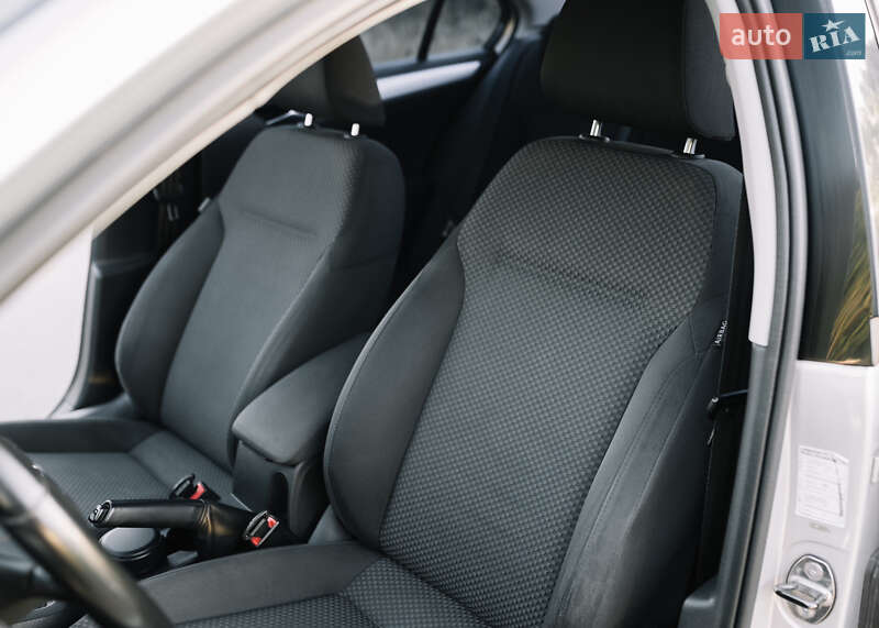 Седан Volkswagen Jetta 2011 в Білій Церкві