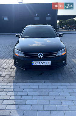 Седан Volkswagen Jetta 2014 в Львові