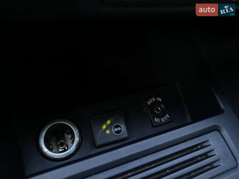 Седан Volkswagen Jetta 2014 в Києві
