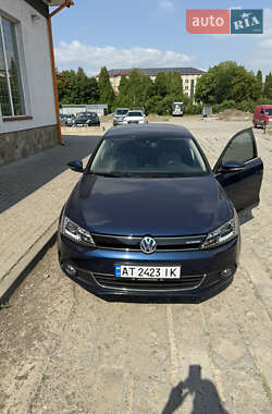 Седан Volkswagen Jetta 2013 в Полтаві