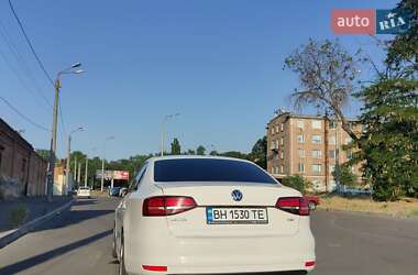Седан Volkswagen Jetta 2017 в 