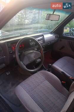 Седан Volkswagen Jetta 1991 в Ровно