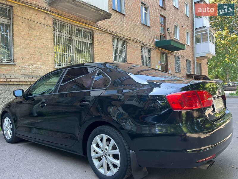 Volkswagen Jetta 2011 Volkswagen Jetta 2011