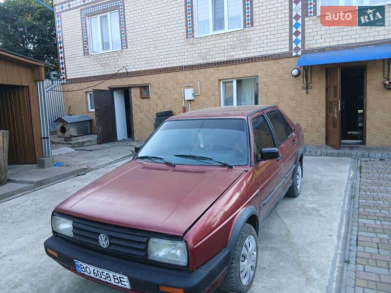Седан Volkswagen Jetta 1990 в 
