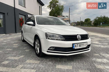 Седан Volkswagen Jetta 2016 в Івано-Франківську