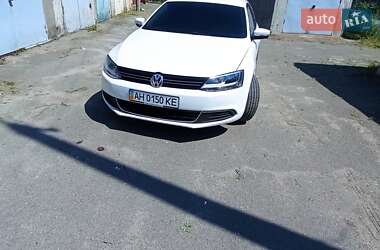 Седан Volkswagen Jetta 2013 в 