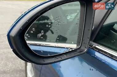 Седан Volkswagen Jetta 2019 в 