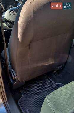 Седан Volkswagen Jetta 2012 в 