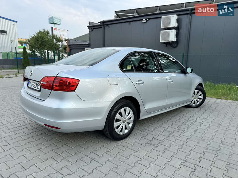 Седан Volkswagen Jetta 2011 в Киеве