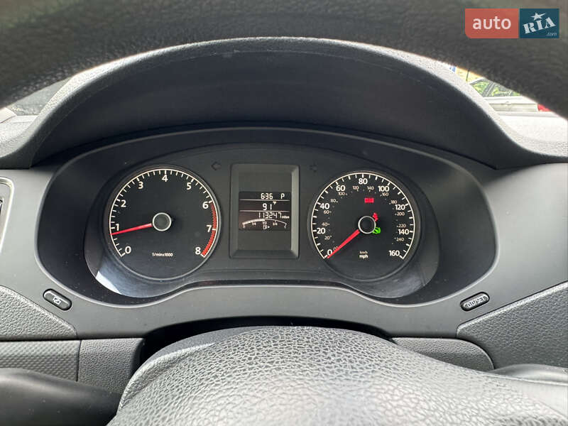 Седан Volkswagen Jetta 2011 в Киеве