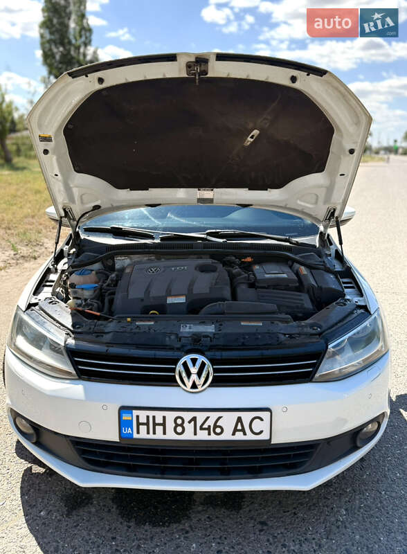 Седан Volkswagen Jetta 2014 в Белгороде-Днестровском