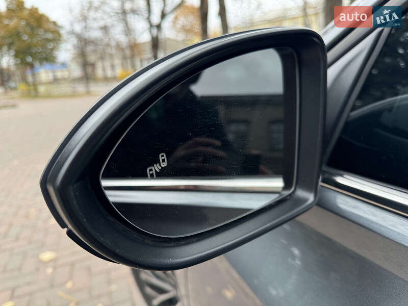 Седан Volkswagen Jetta 2019 в Сумах