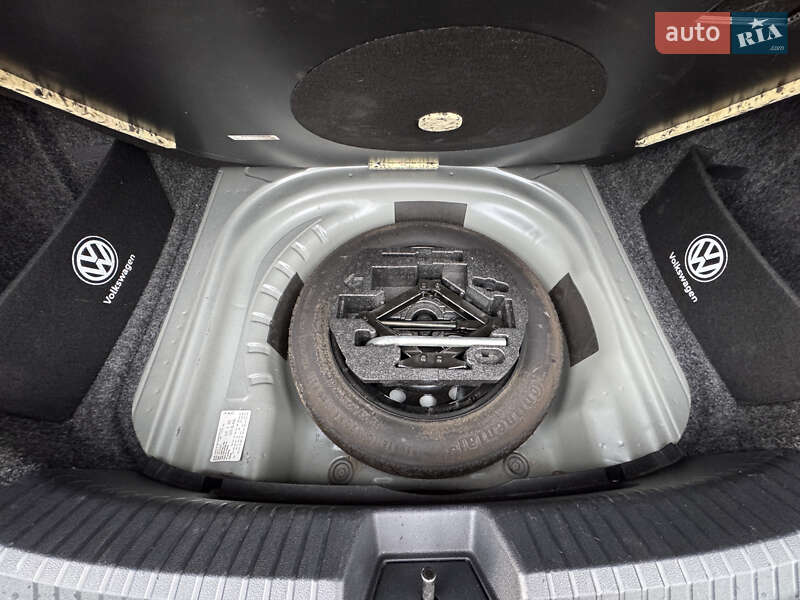 Седан Volkswagen Jetta 2019 в Сумах