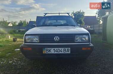 Седан Volkswagen Jetta 1987 в Рівному
