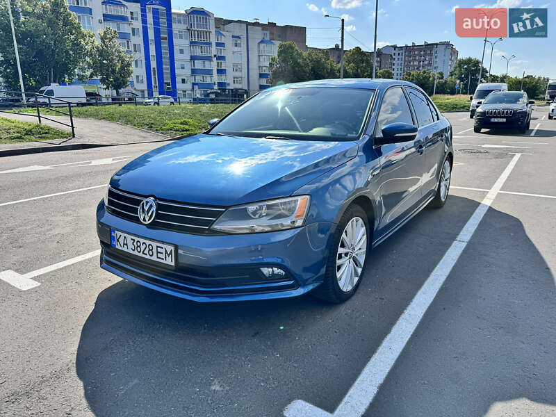 Седан Volkswagen Jetta 2014 в Чернигове