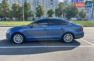 Седан Volkswagen Jetta 2014 в 