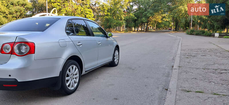 Седан Volkswagen Jetta 2008 в Желтых Водах