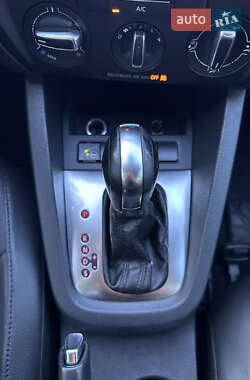 Седан Volkswagen Jetta 2012 в 